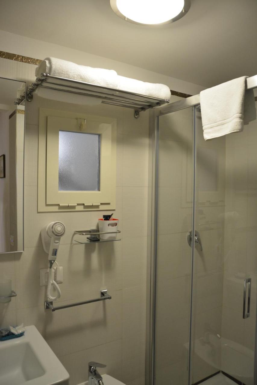 Dimora Megaride Bed & Breakfast Napoli